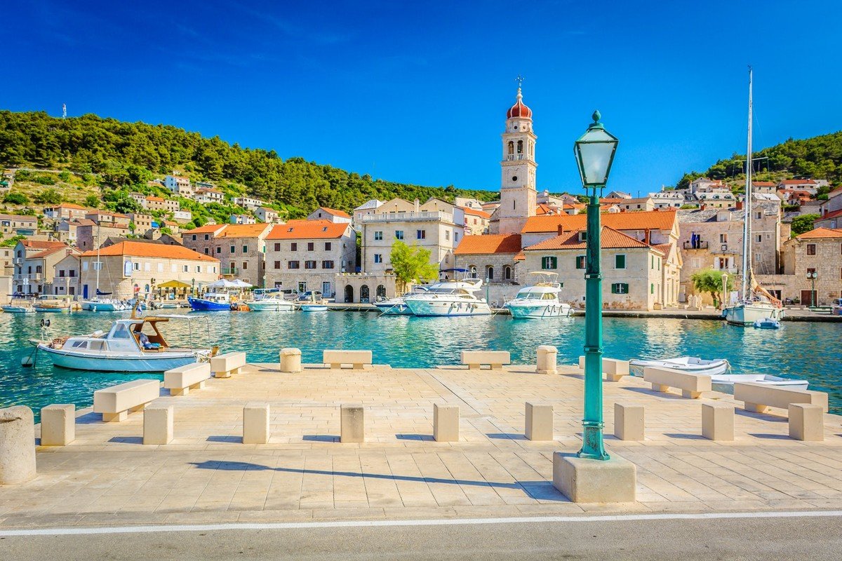 Beautifully set Mediterranean architecture married with white marble rooftops of Pučišča