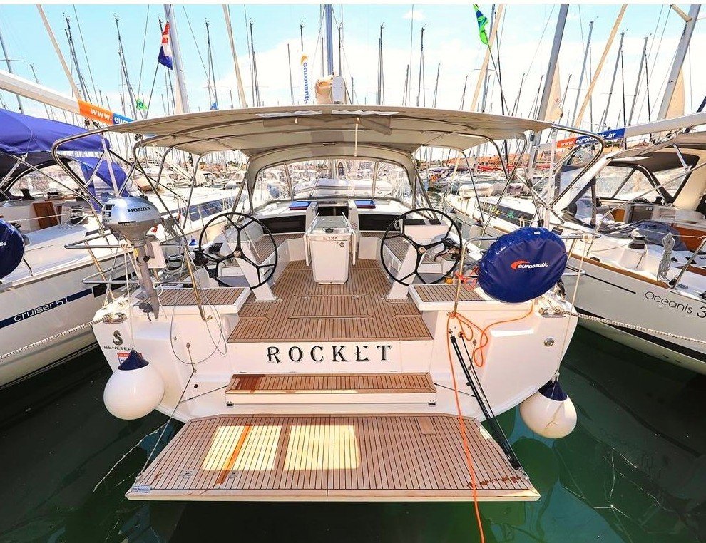 Croatia yacht holidays with skipper