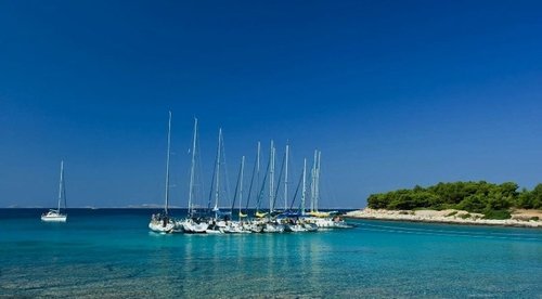 We will anchor in isolated coves We will anchor in isolated coves