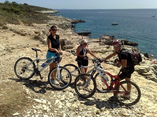Islands in Kvarner are the perfect place for a bike tour Islands in Kvarner are the perfect place for a bike tour