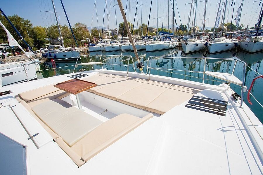 Catamaran charter Pula Croatia