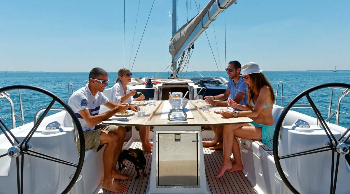 crewed yacht charter croatia