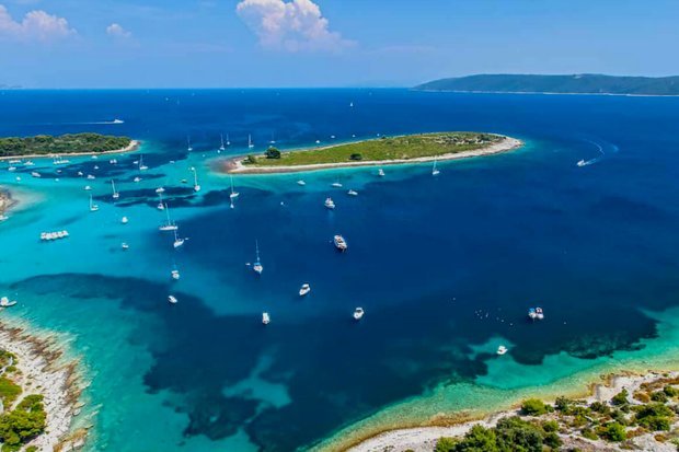 best sailing tour in Croatia