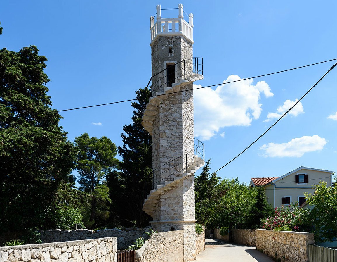 The tower of love -  a monumental solemn to a local girl from a local sailor