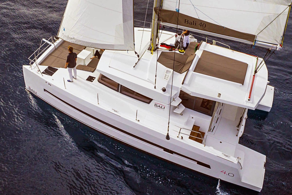 Rent catamaran in Pula Croatia