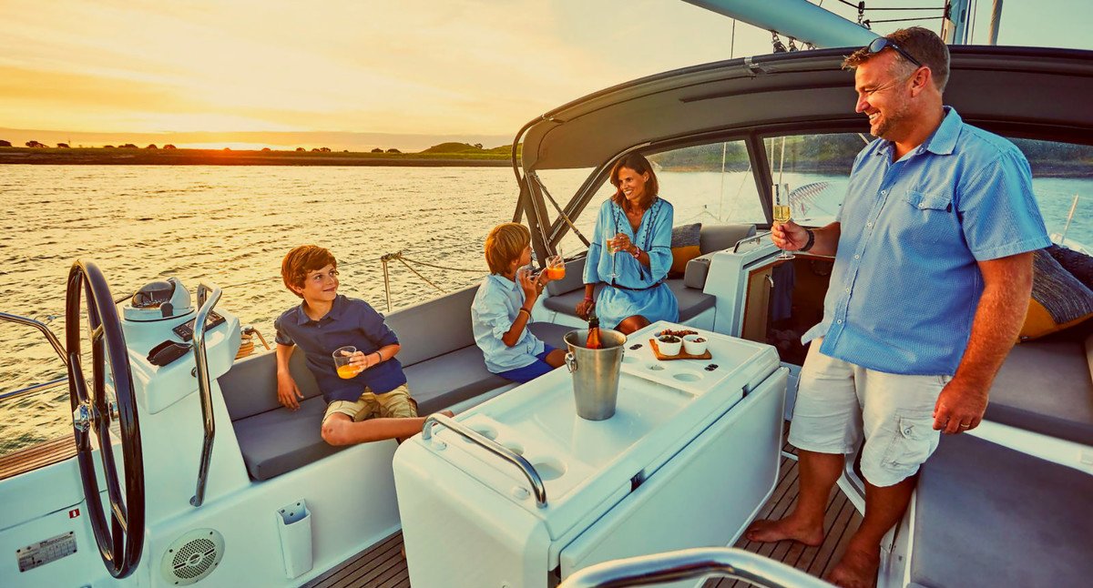 Family yacht vacation