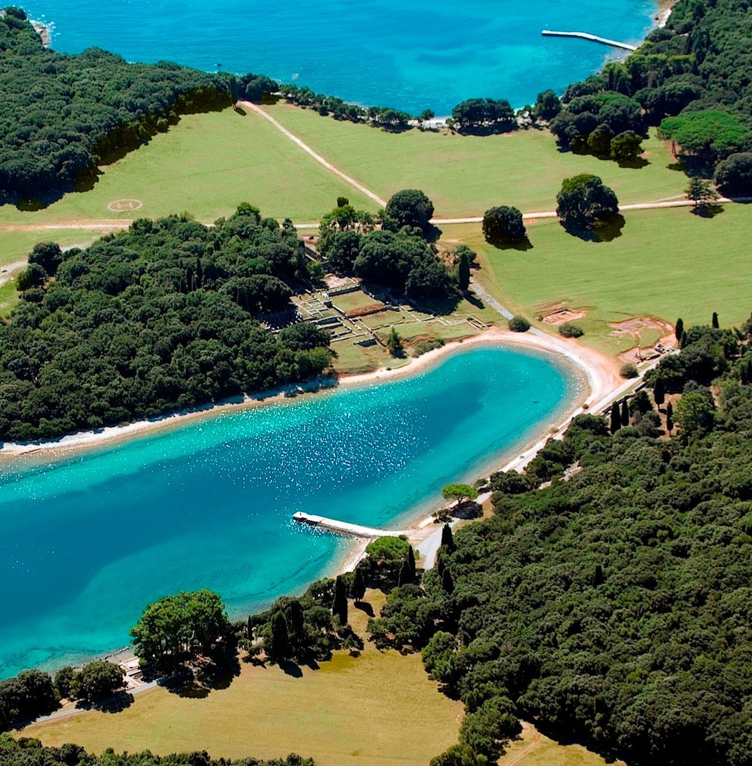 14 islands. Бриюни Хорватия. Острова Бриуни. Национальный парк Бриюни Хорватия на карте. Вели Бриюн.