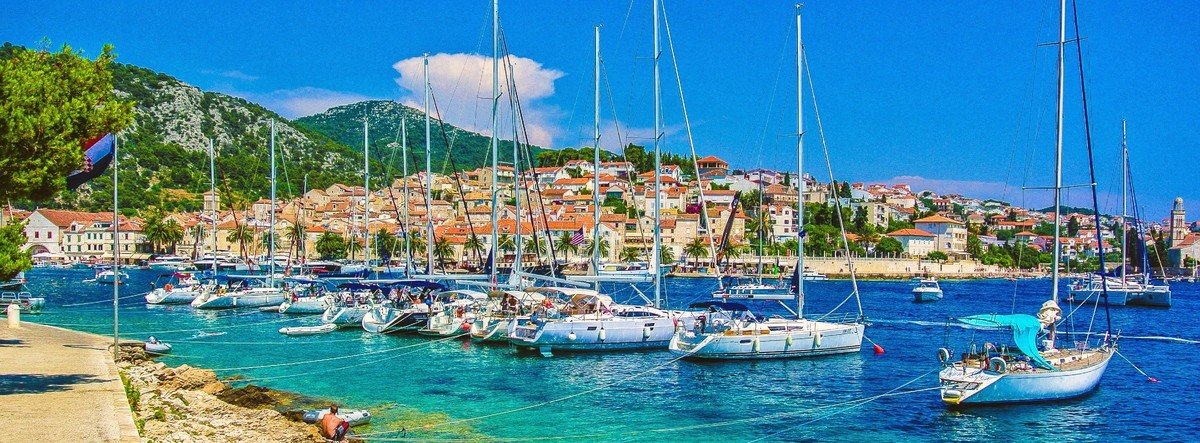 Yacht charter Croatia first minute
