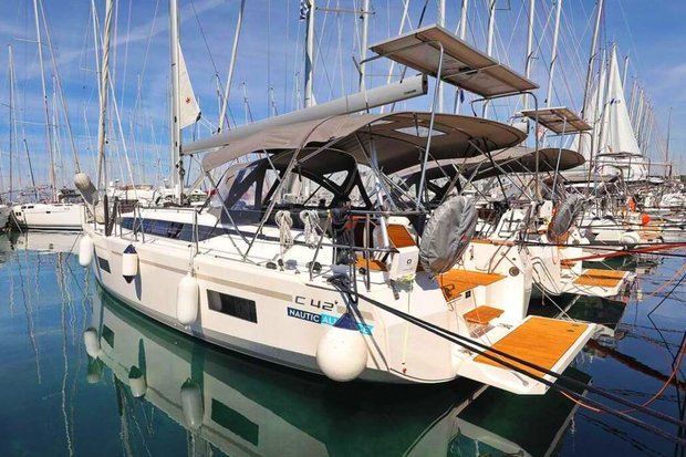 Rent sailboat in Croatia