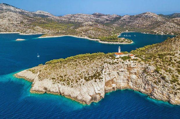 Croatia yacht charter vacation